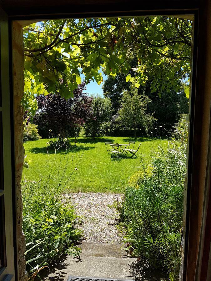Bed and Breakfast Le Bourgis La Chapelle-Montligeon Екстер'єр фото